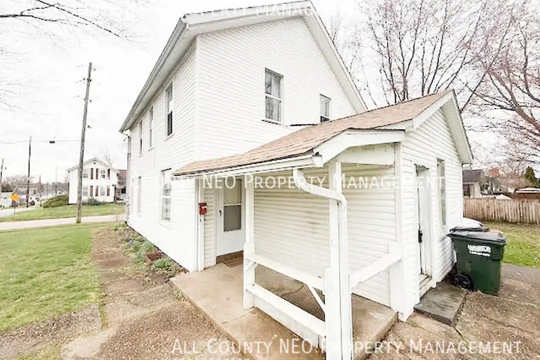 271 Grant St – photo 1 of 20