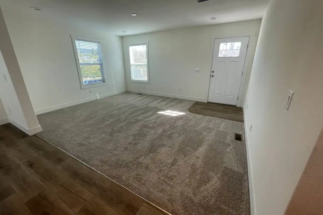 House in Paradise - View 3