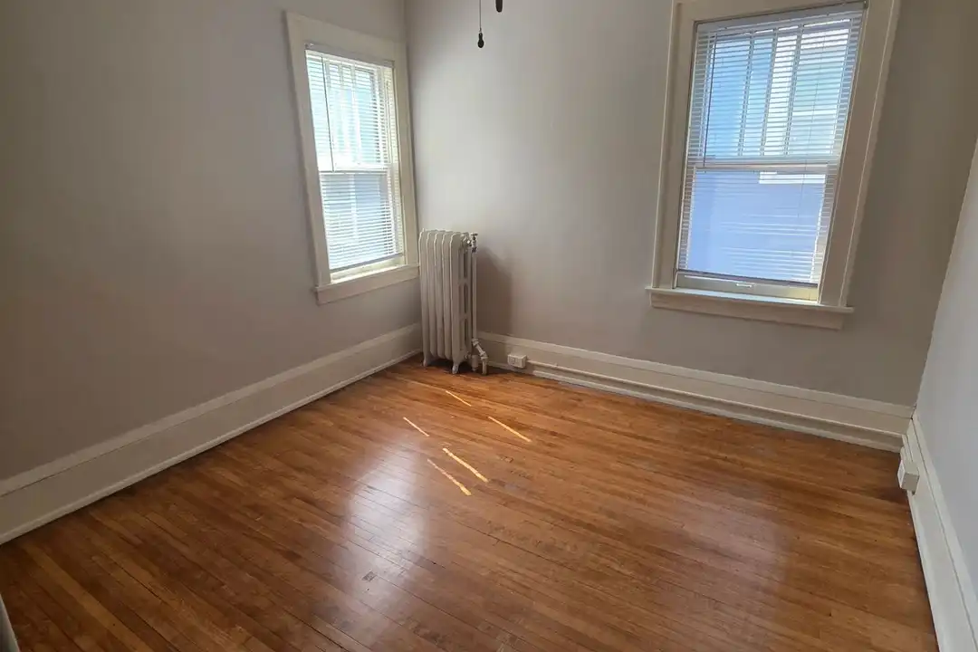 705 West 31st St – pohled 2