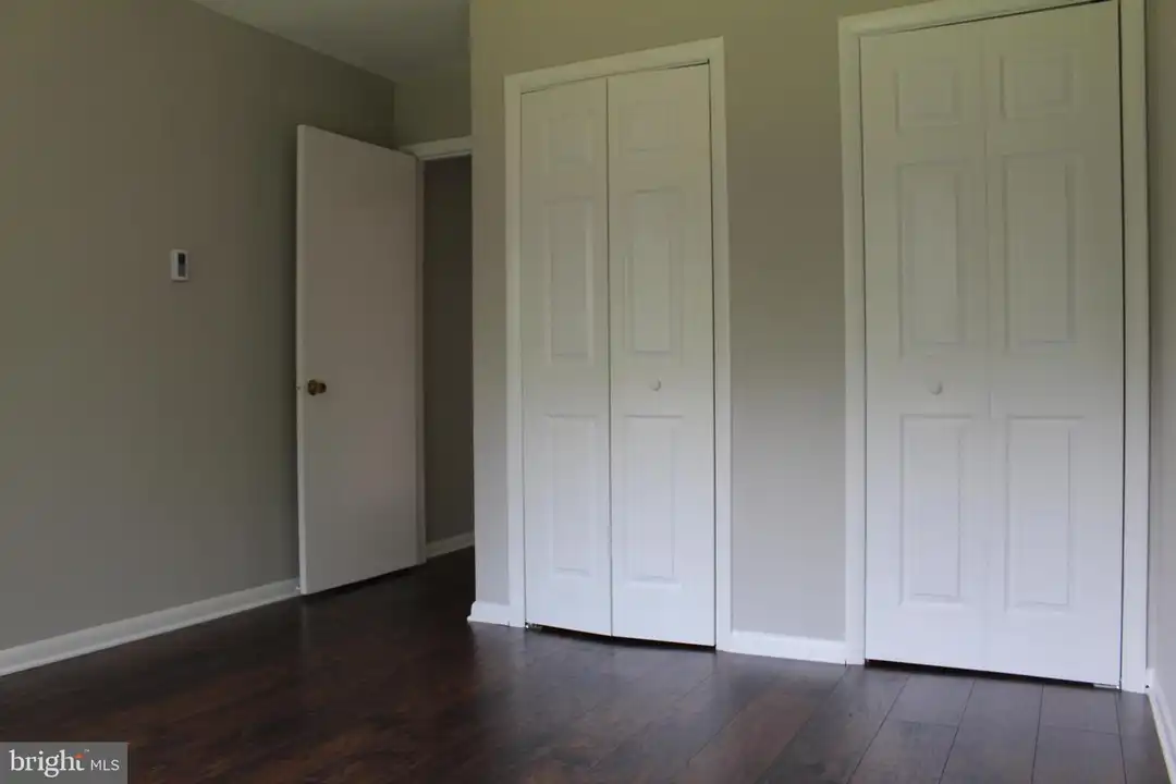 110 Griffith Rd unit 2 - View 3