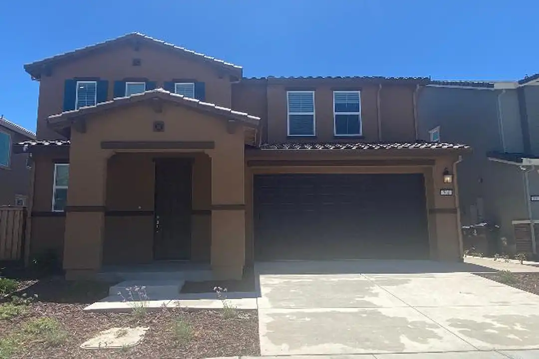 564 Spalding Wy – photo 1 of 32