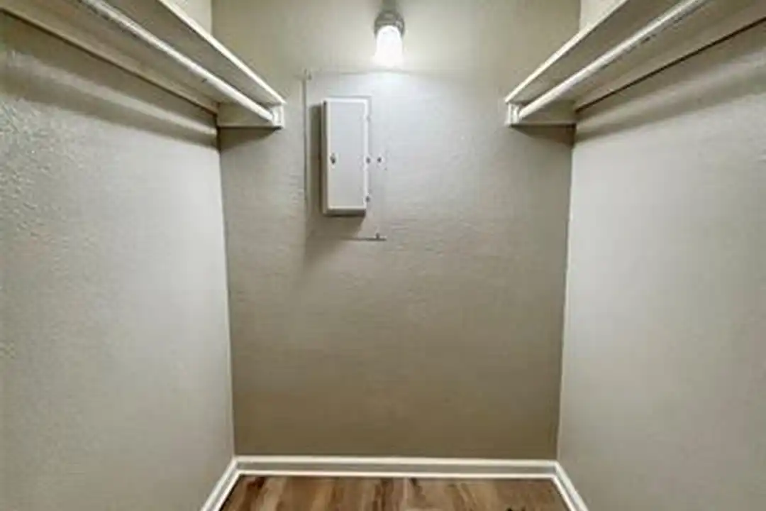 2301 Basil Dr unit F214 - More