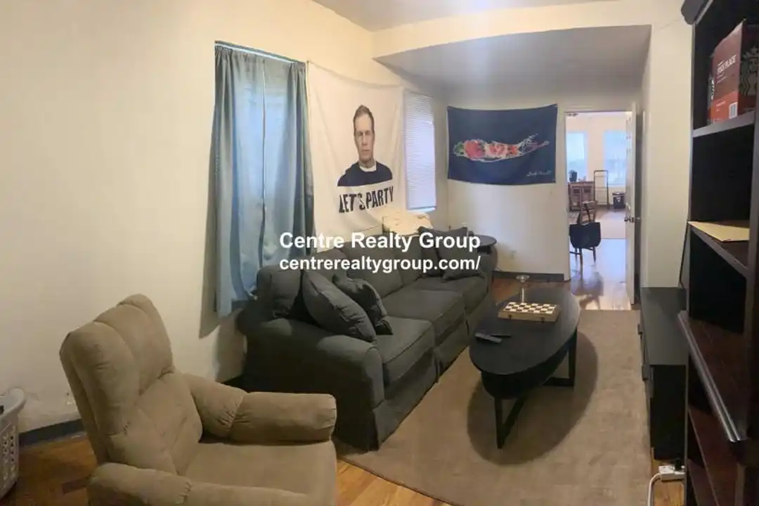 850 Huntington Ave - More