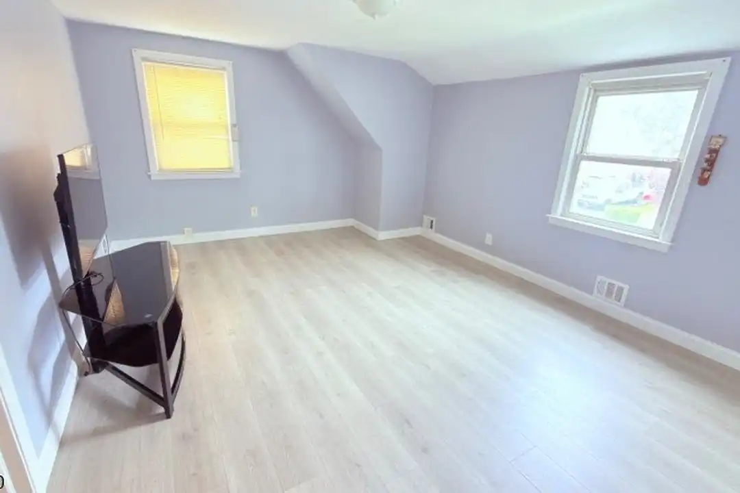 20 Nutman Pl #2 - View 4