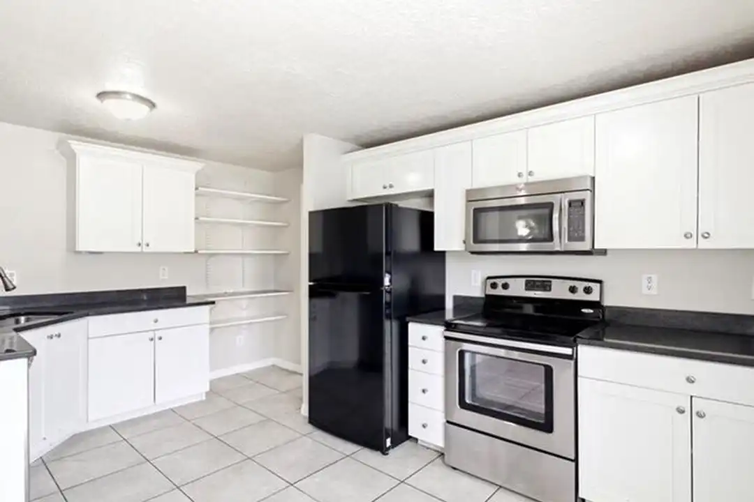 House in Salt Lake City, Glendale, Salt Lake - More