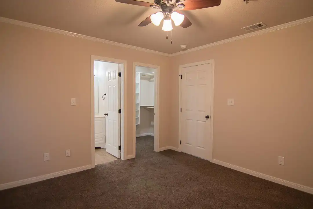 Creekside Apartments – photo 1 of 51