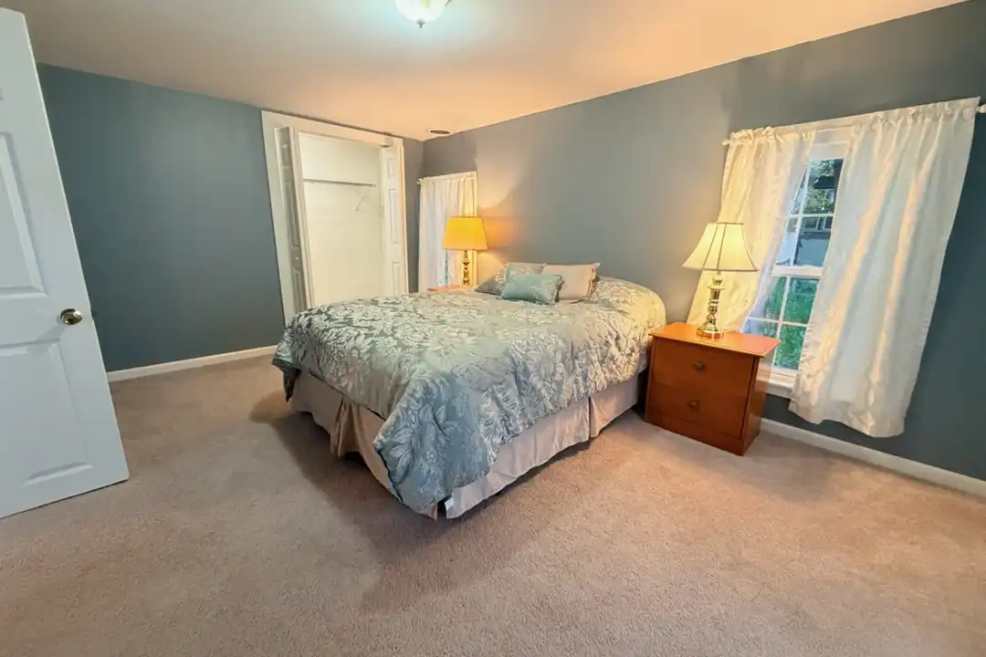 972 Dryden Rd – photo 1