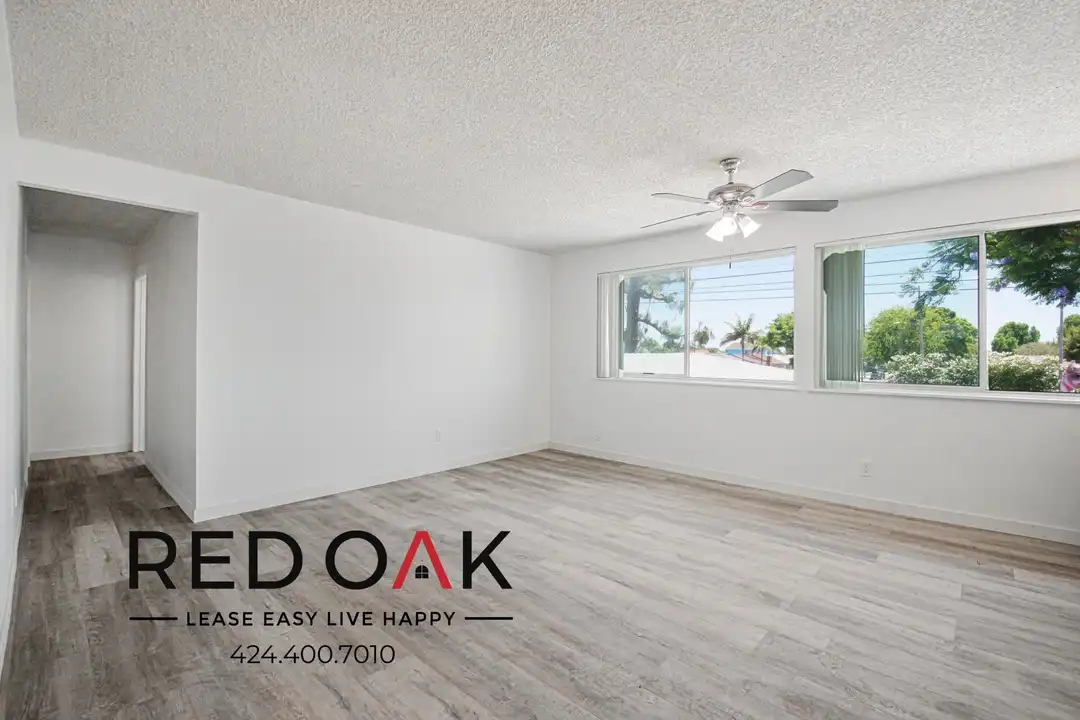 11447 Florence Ave - View 2