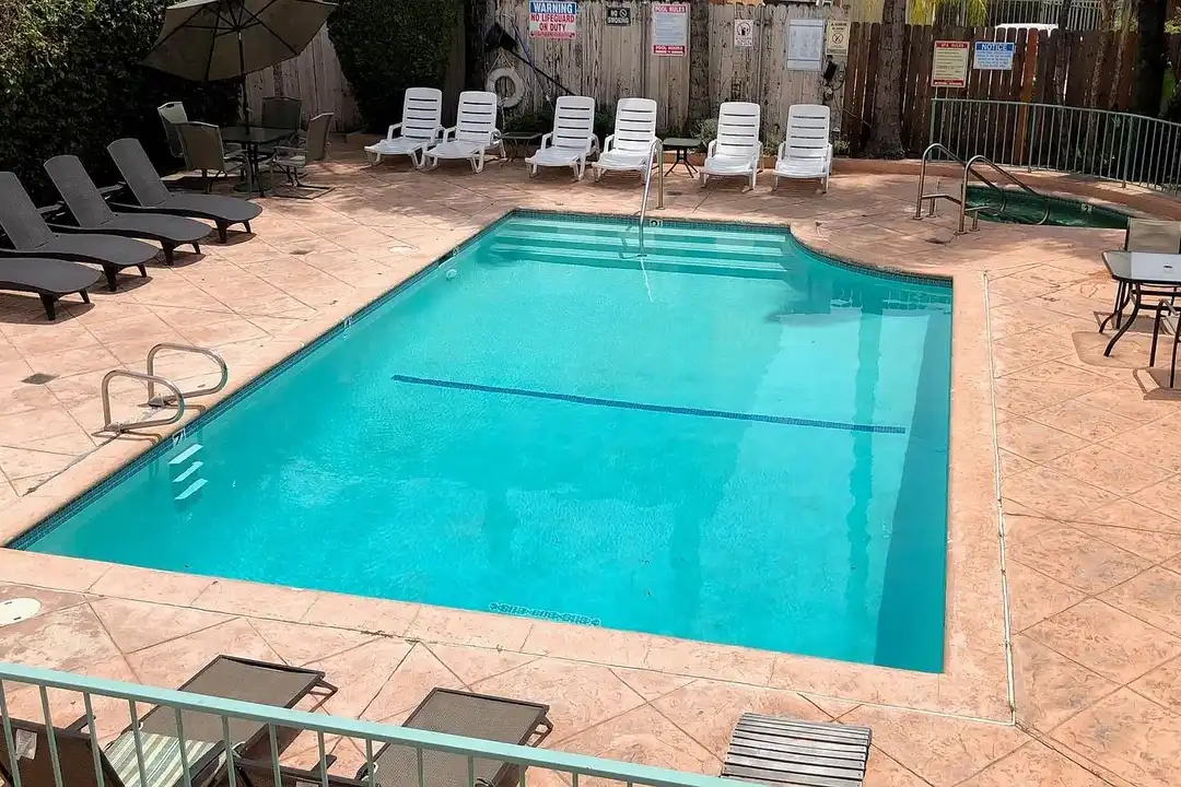 Courtyard at Sherman Oaks - More
