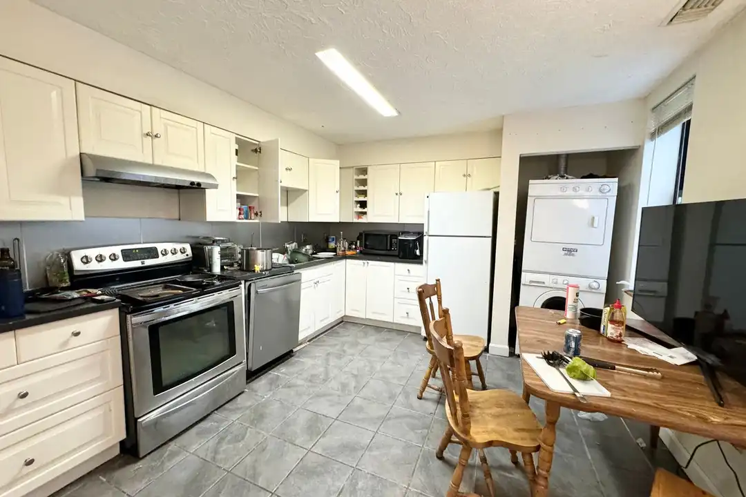 85 Gainsborough St – photo 1
