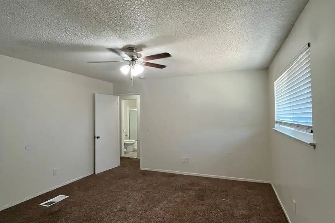 2415 O St unit 2419 - View 4