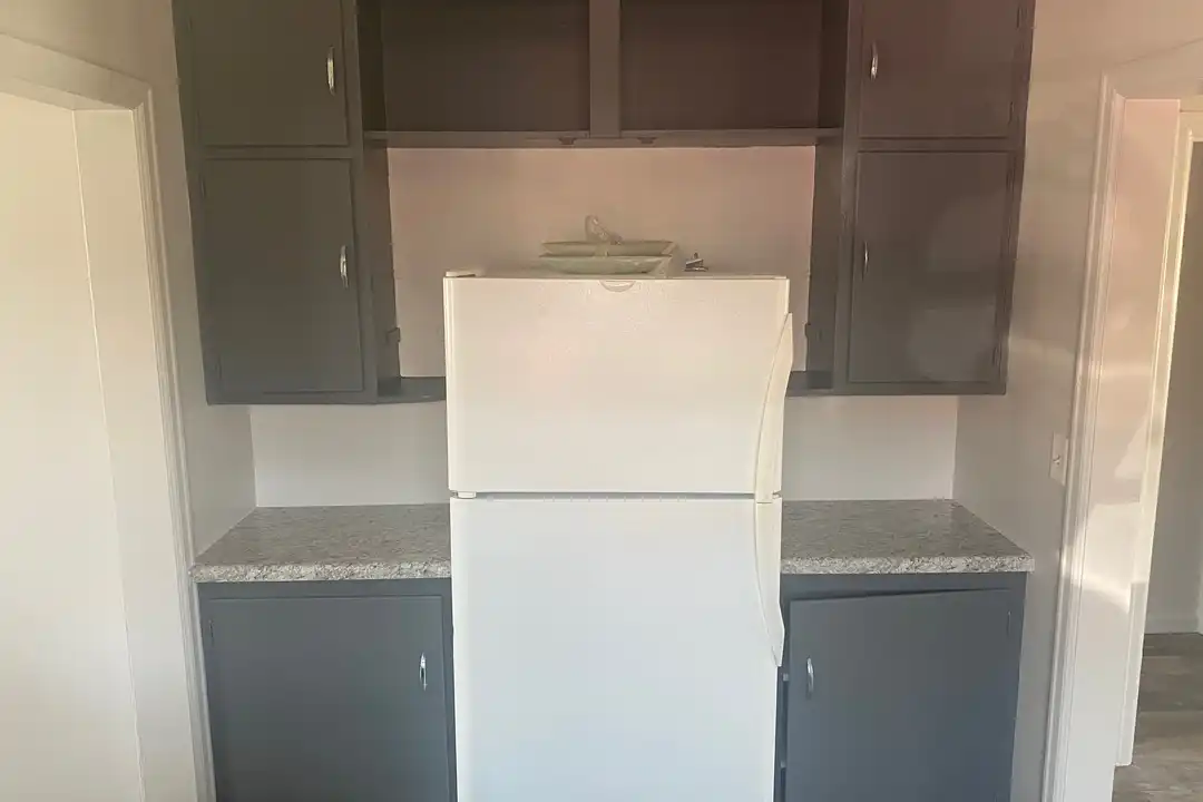 607 Morgan Ave - View 6