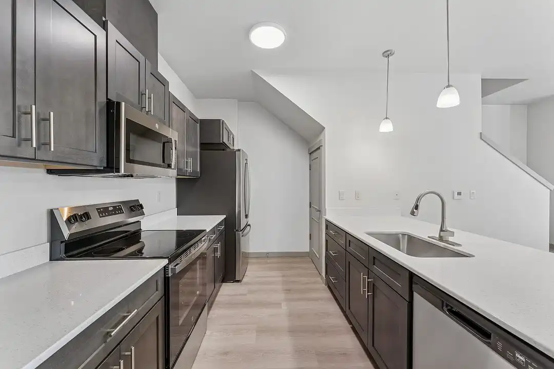 Apartment in Salem - View 3