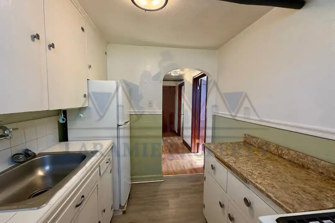 415 E Kearney St unit 3 - More