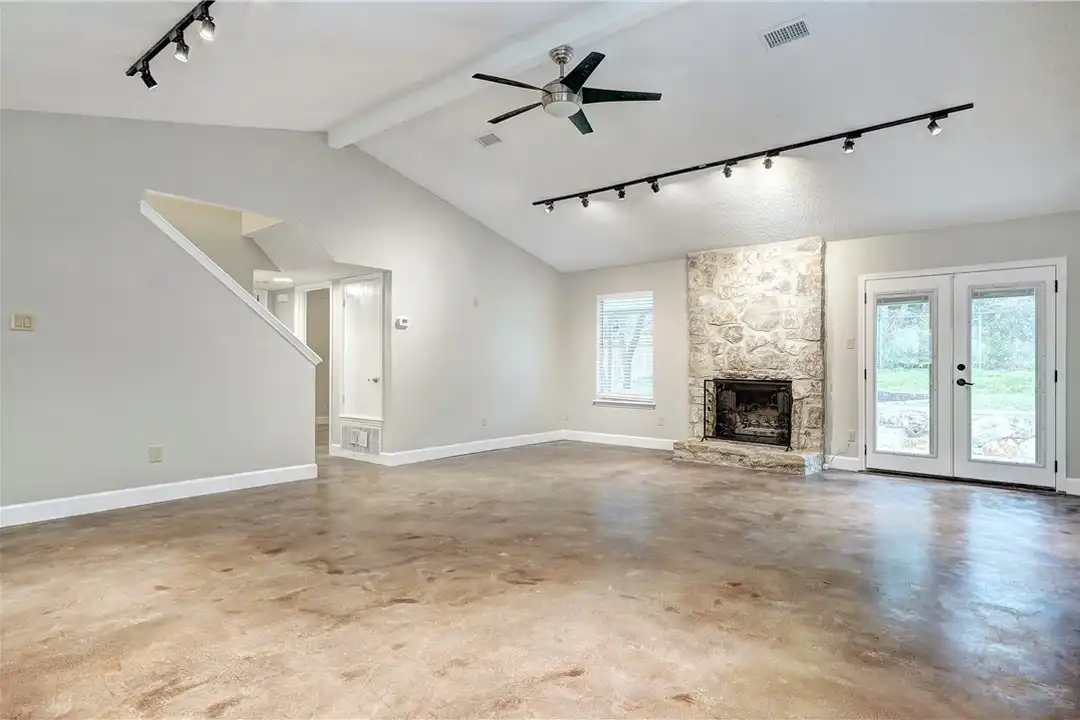6009 Avery Island Ave - View 6