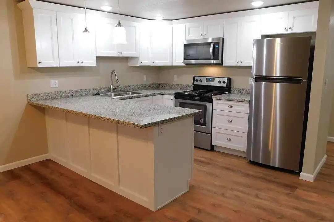 Apartment in Beaverton - View 2