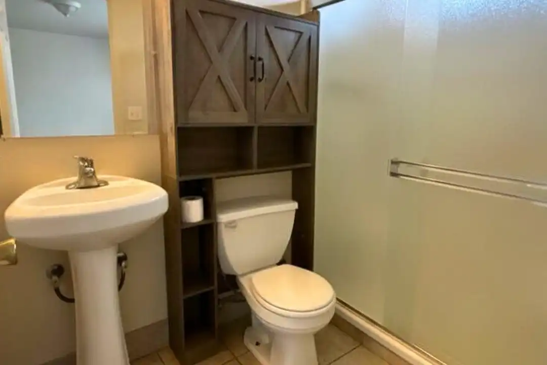 863 Blizzard Ct - More
