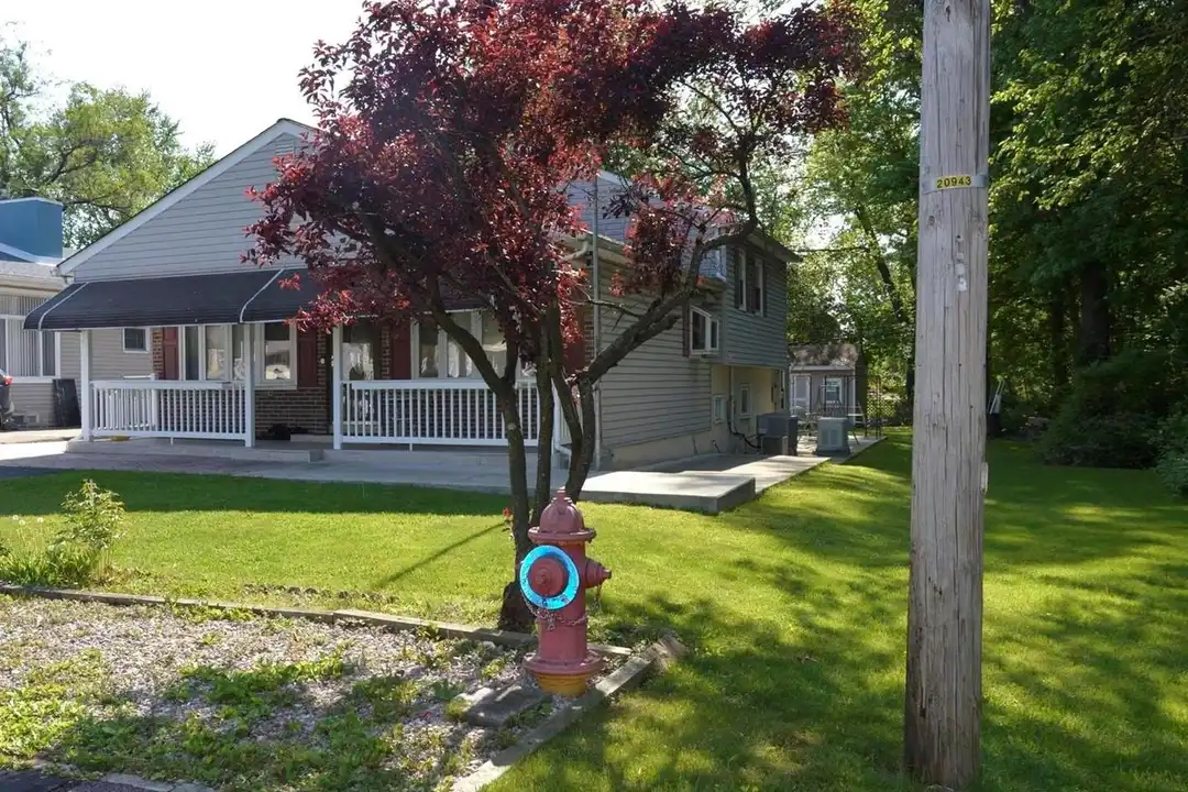 3131 Clive Ave – photo 1