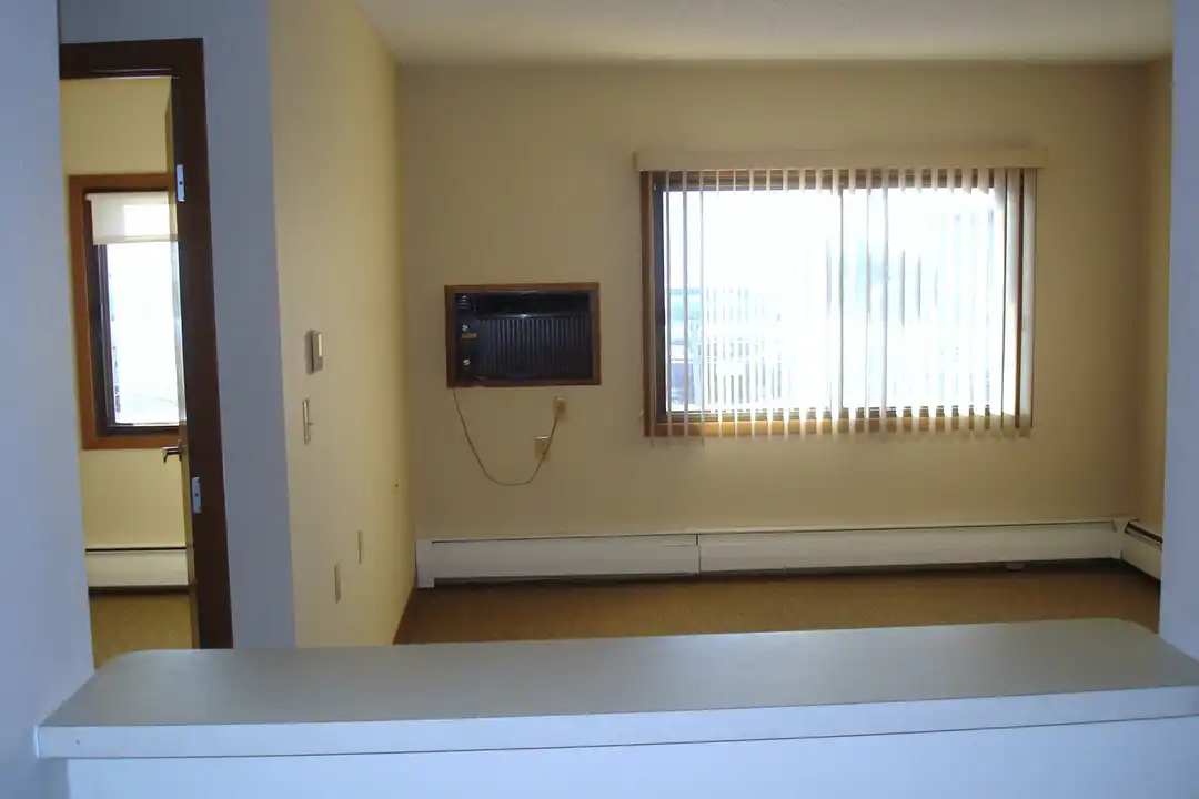 North Villa Apartments - More