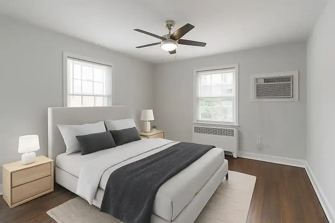 Apartment in Moorestown - View 2