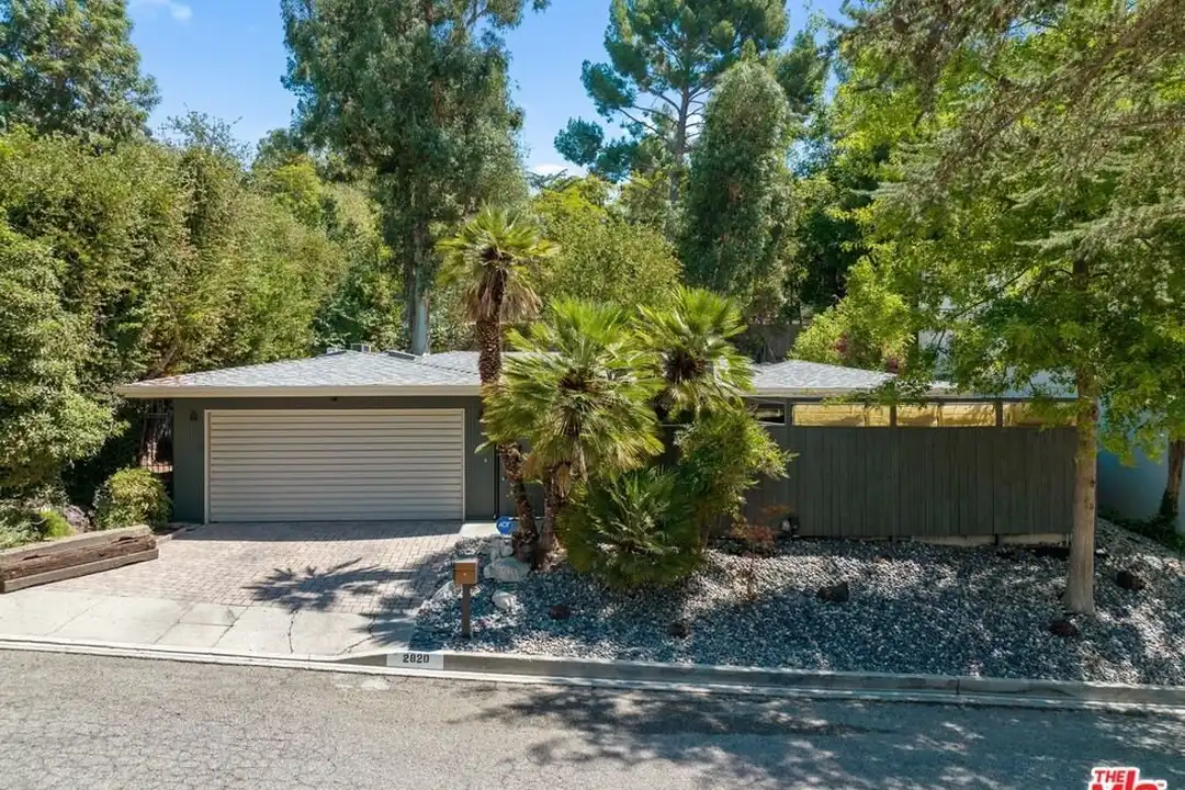 2820 Nichols Canyon Pl - Изглед 2