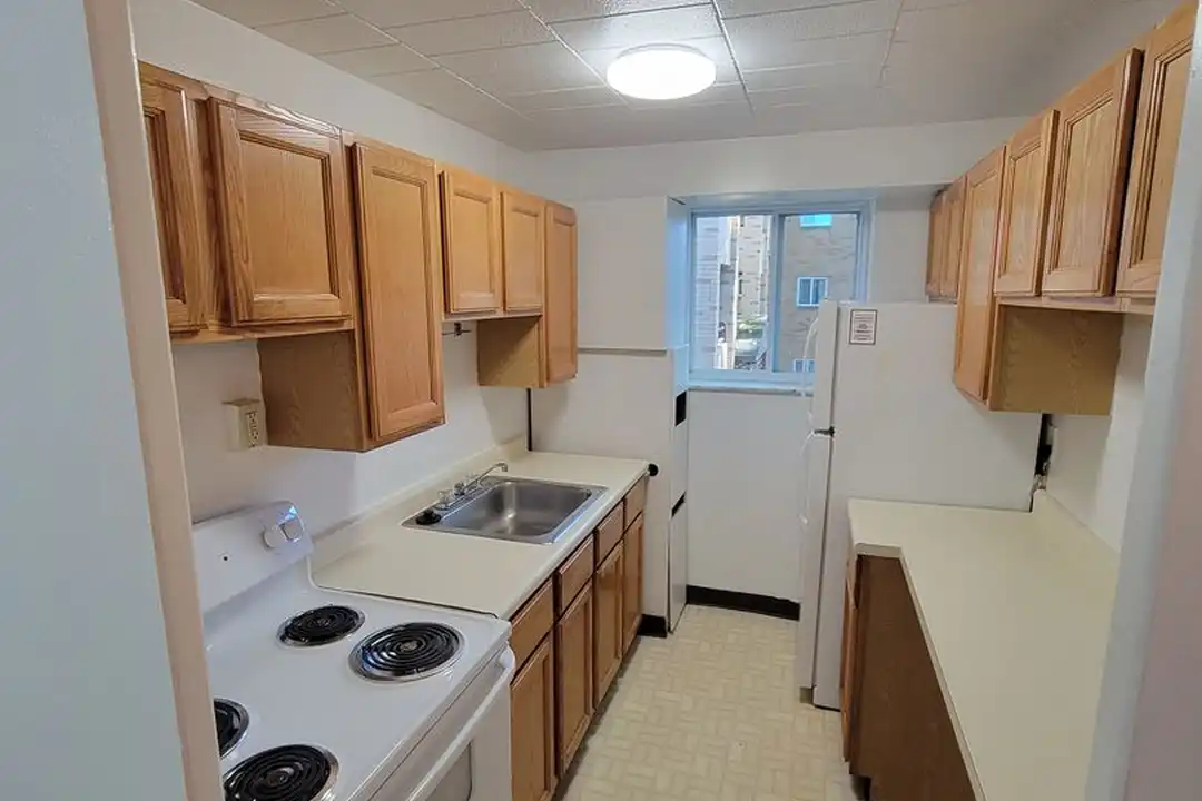 440-450 Jefferson Ave – photo 1