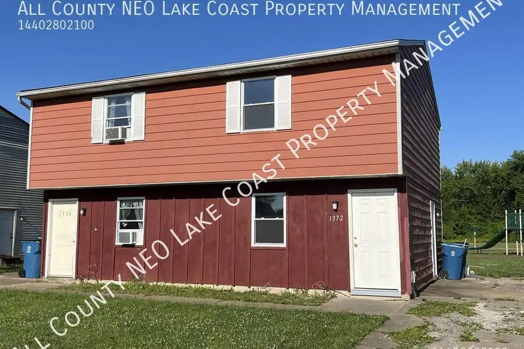 1372 Massachusetts Ave – photo 1