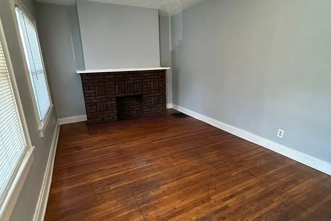 1138 Oakwood Ave unit 1138 - View 3