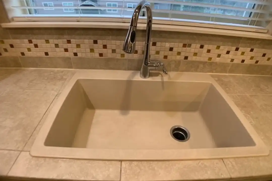 13905 SW Meridian St unit # 310 - View 5