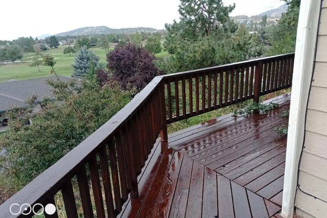 Apartment in Klamath Falls - View 3