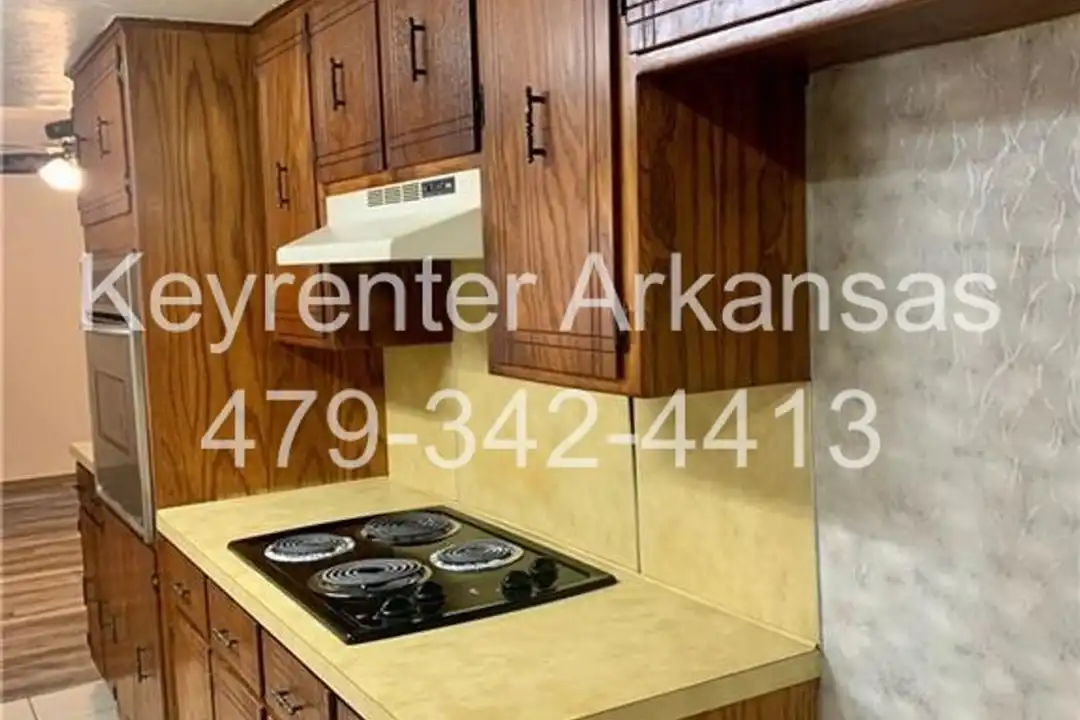 2607 Lee St - View 6