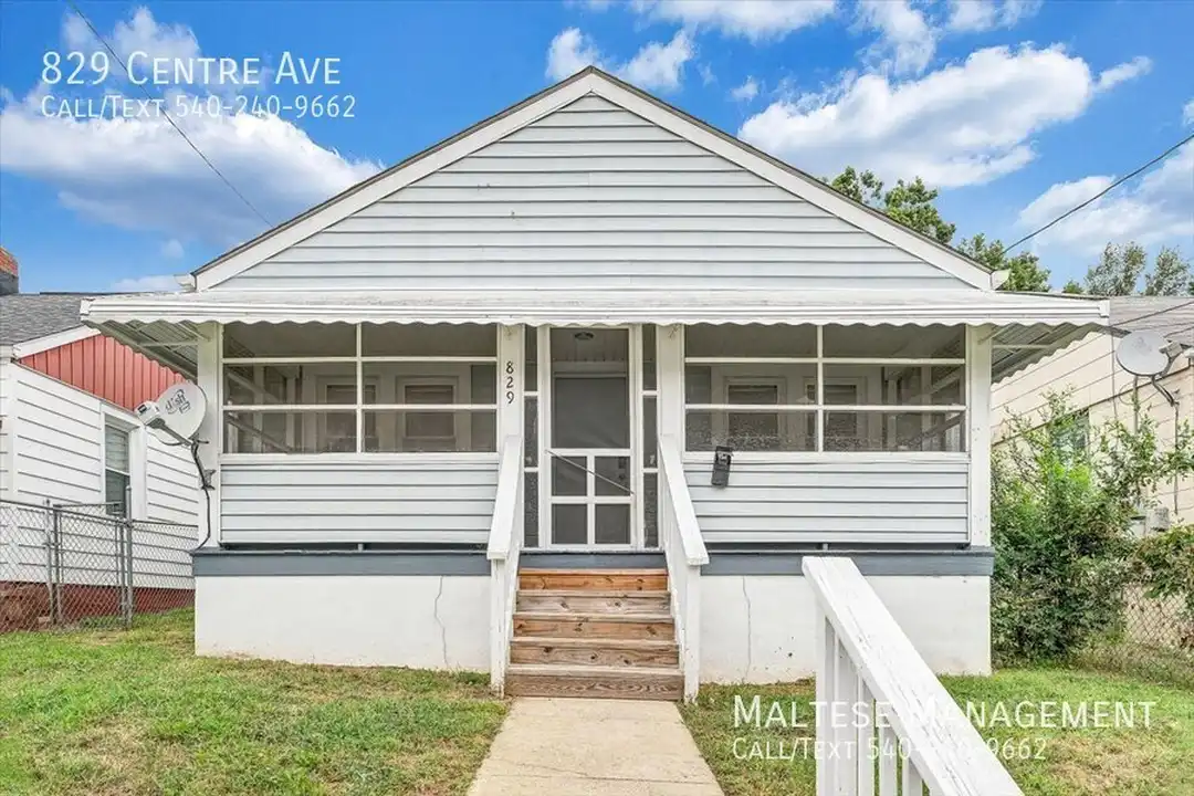 829 Centre Ave NW – photo 1