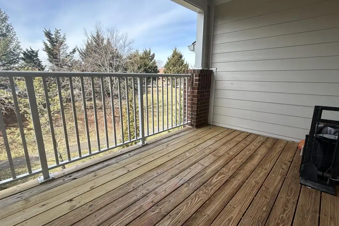 21026 Timber Ridge Terrace unit 303 - View 2