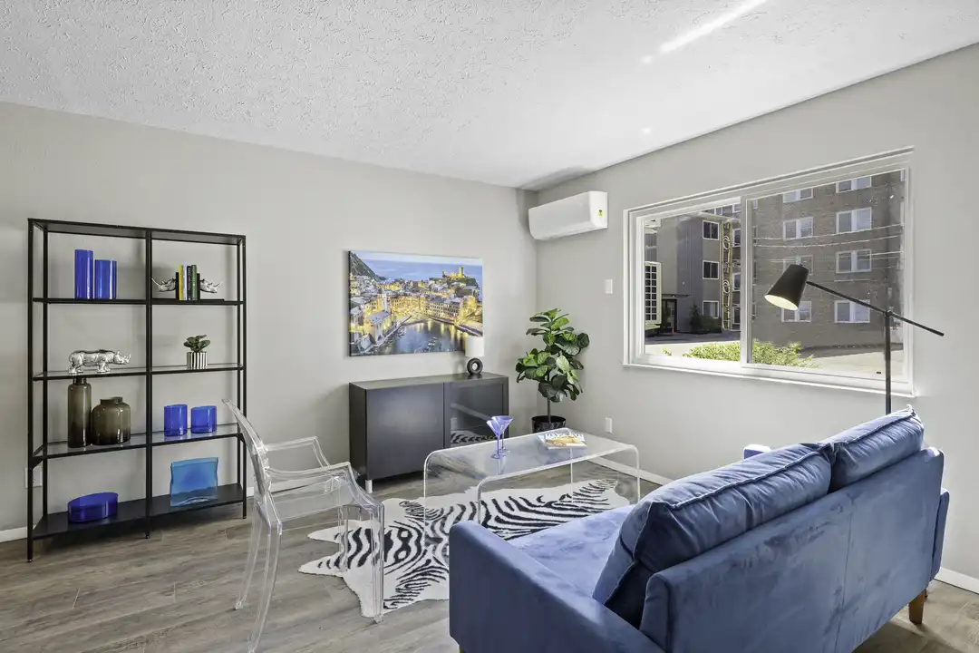 10526 Clifton Blvd unit 103 – photo 1