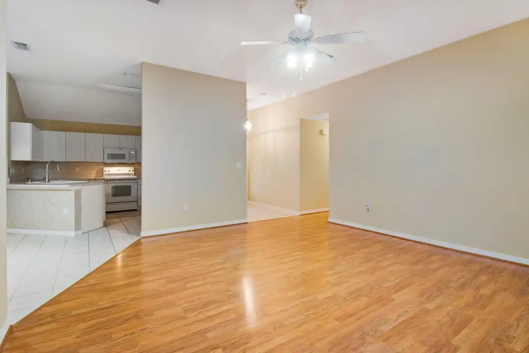 366 Bay Tree Dr - View 5