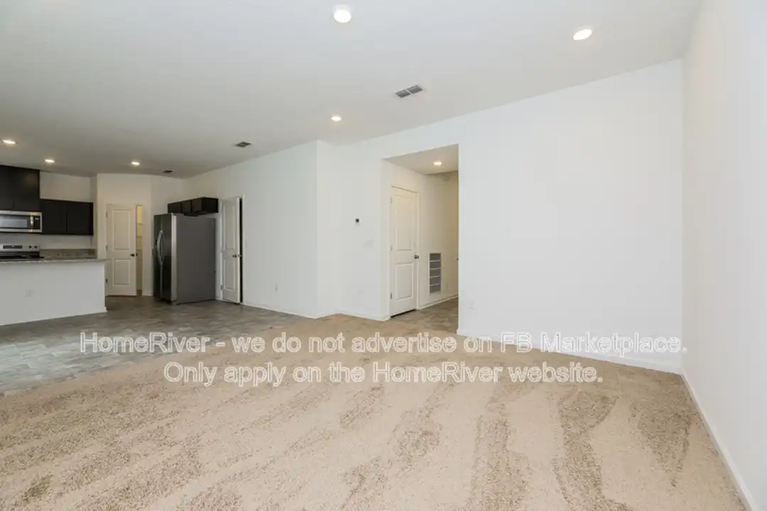5008 Bramante Dr – další