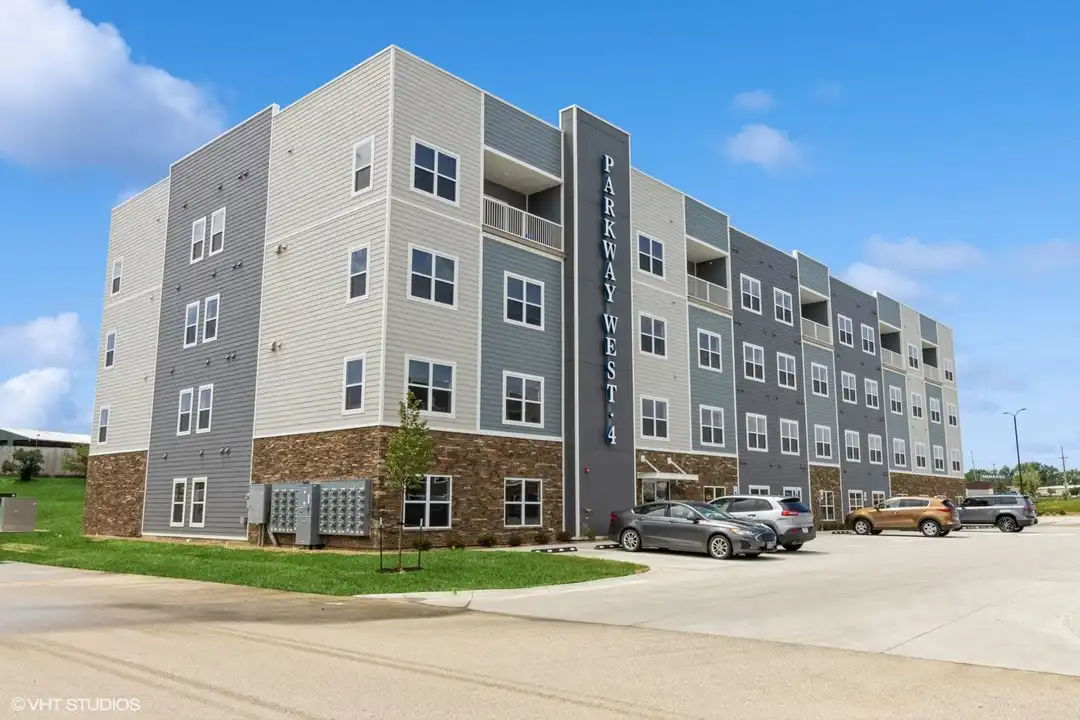 Apartment in Cedar Rapids - View 3