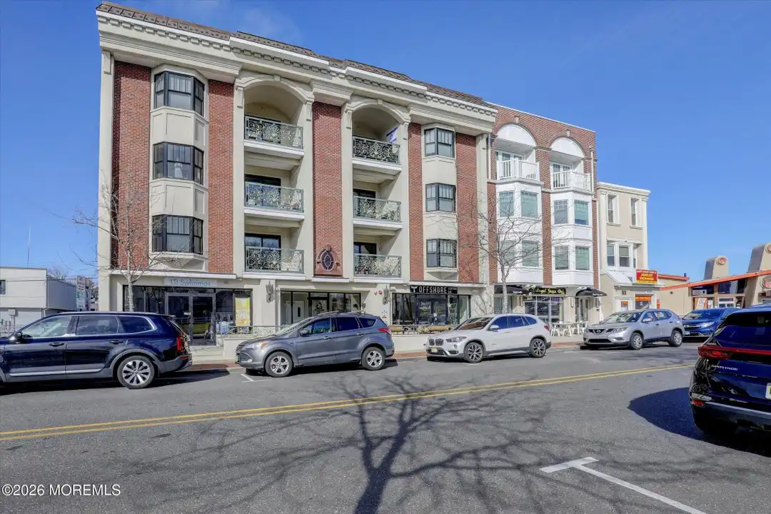 55 Brighton Ave #6 - View 3