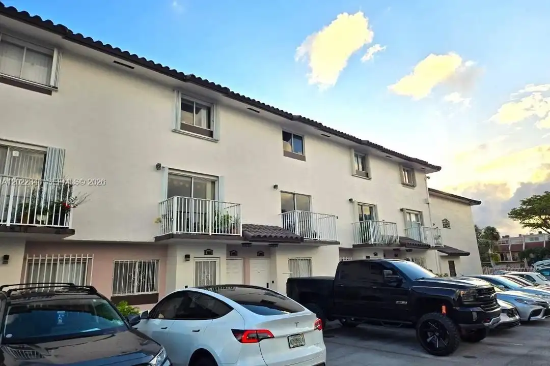 900 SW 104th Ct #B-108 - More