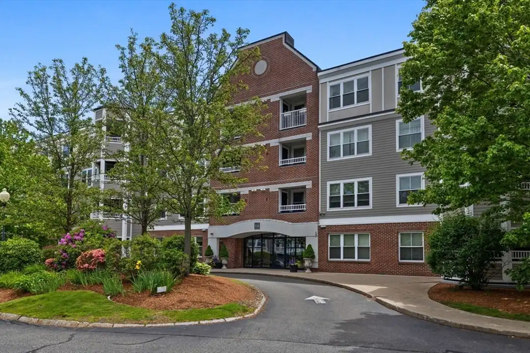318 Rindge Ave unit 406 - View 2