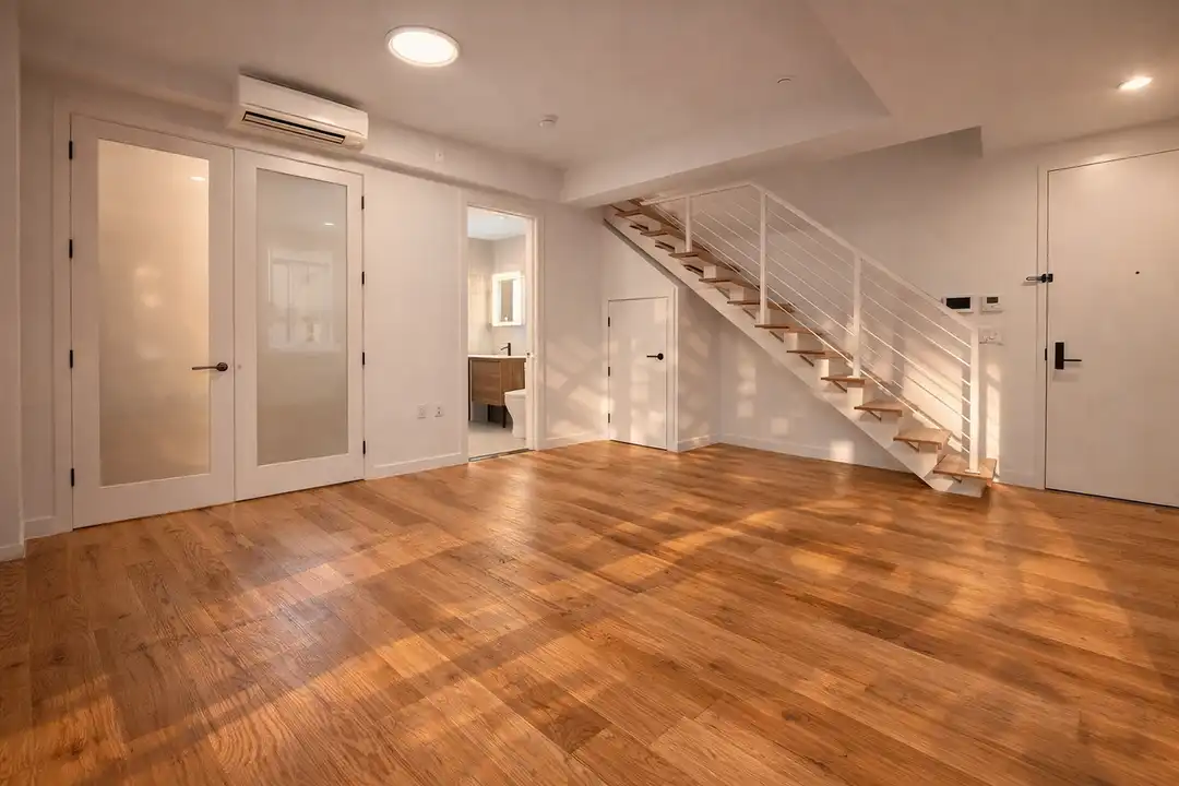 House in New York, Hudson Heights, Manhattan - View 3
