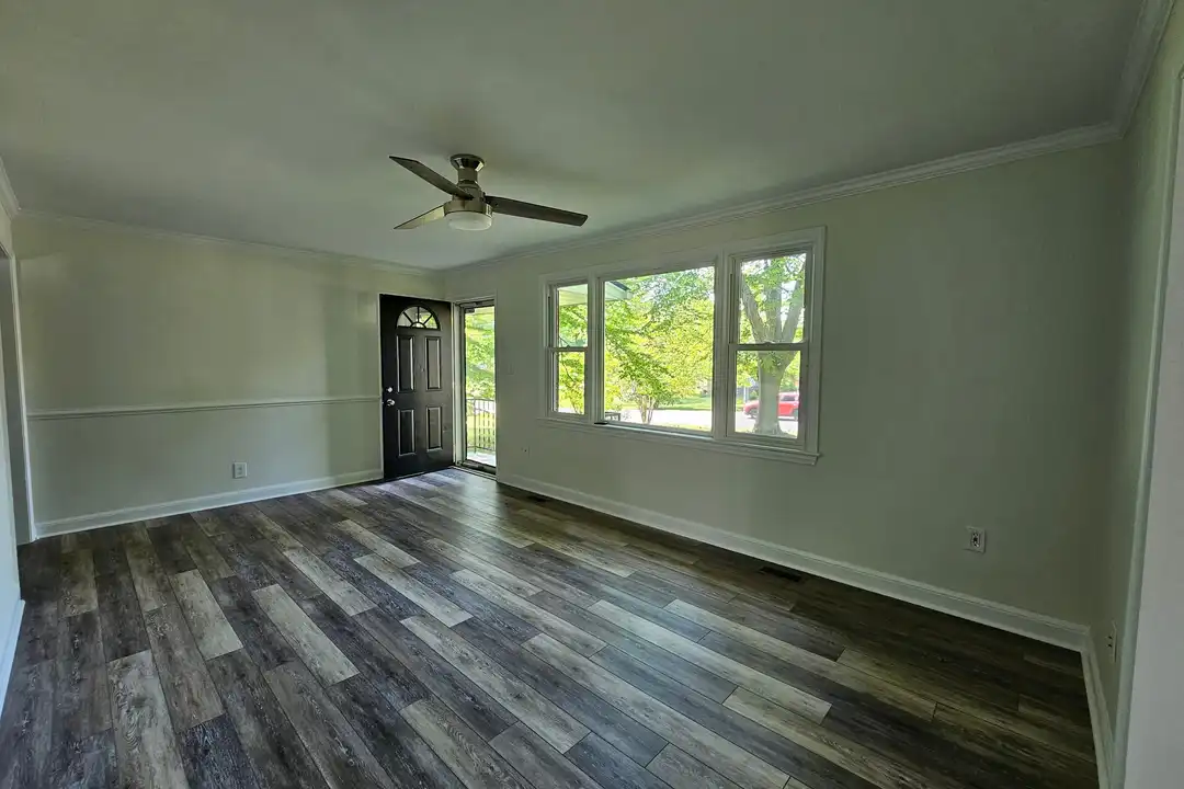 8405 Rugby Rd - View 6