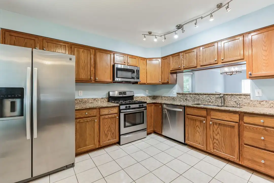 5201 Dunstable Ln - View 5
