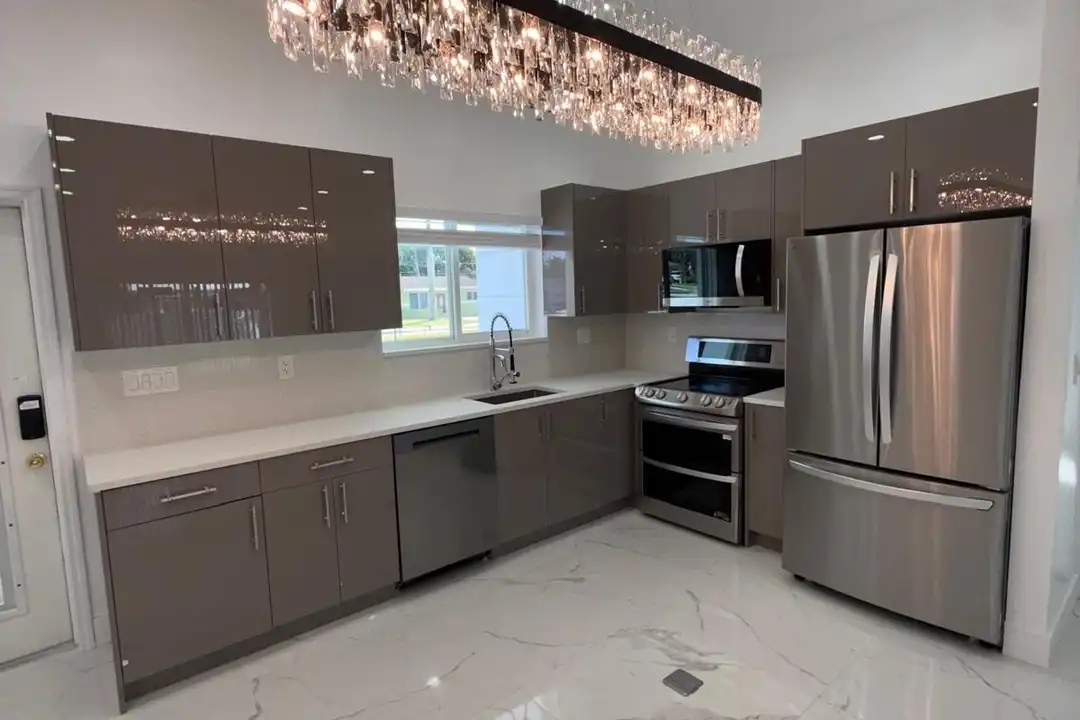 6319 Southgate Blvd – photo 1