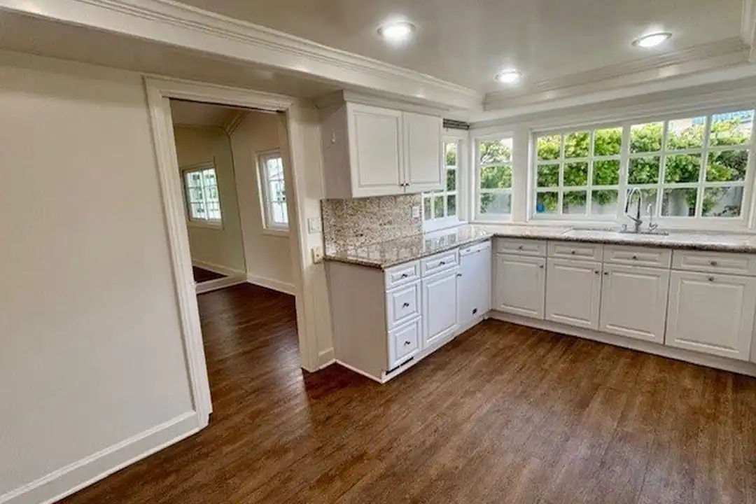 3571 Carnation Cir - More