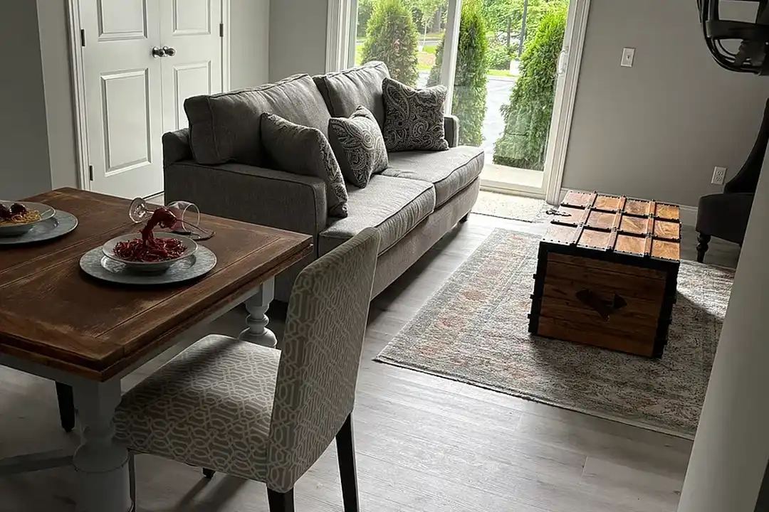 brookview apts – photo 1 of 8
