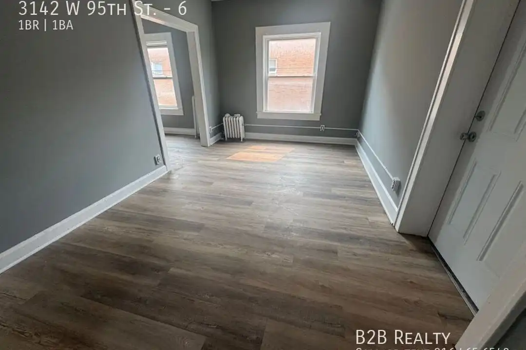 3142 W 95th St – photo 1