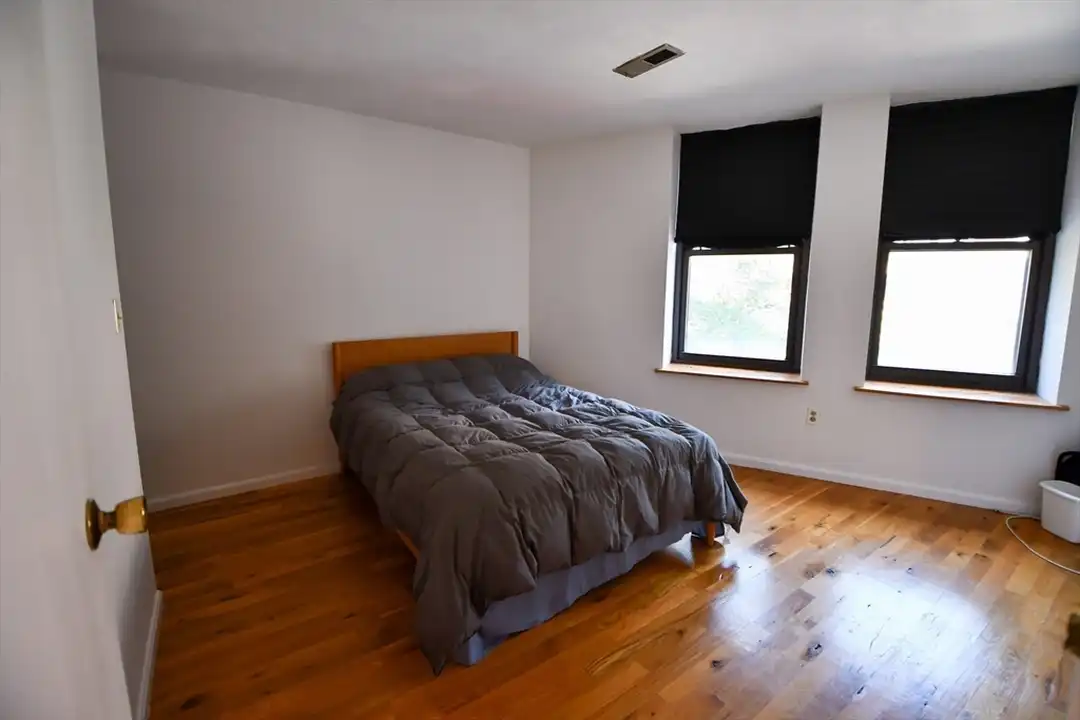 386 Commercial St unit 3D - View 3