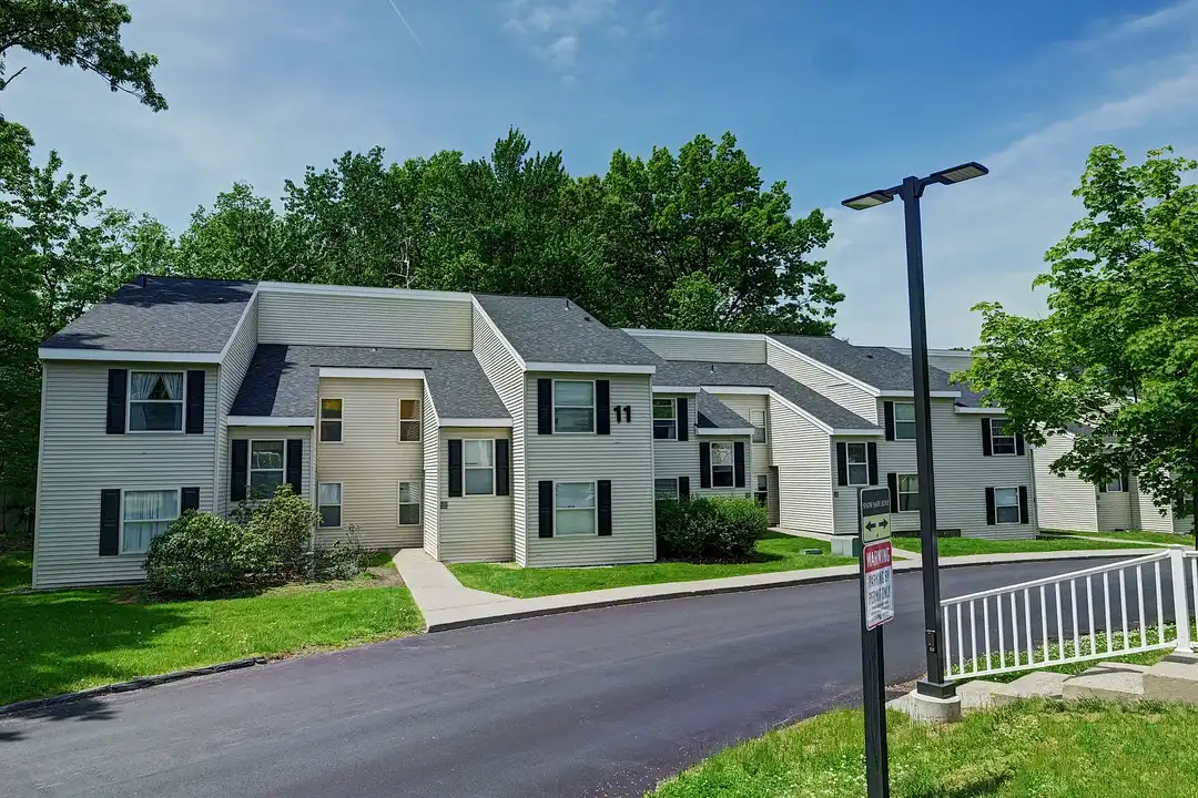 Colonie East Apartments – photo 1 of 44