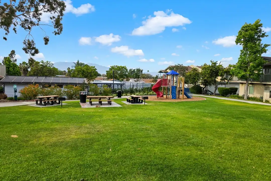 1538 Via Del Rio - View 6